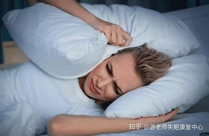 噪音吵闹导致失眠怎么办睡不着不用担心此方法让你睡到自然醒