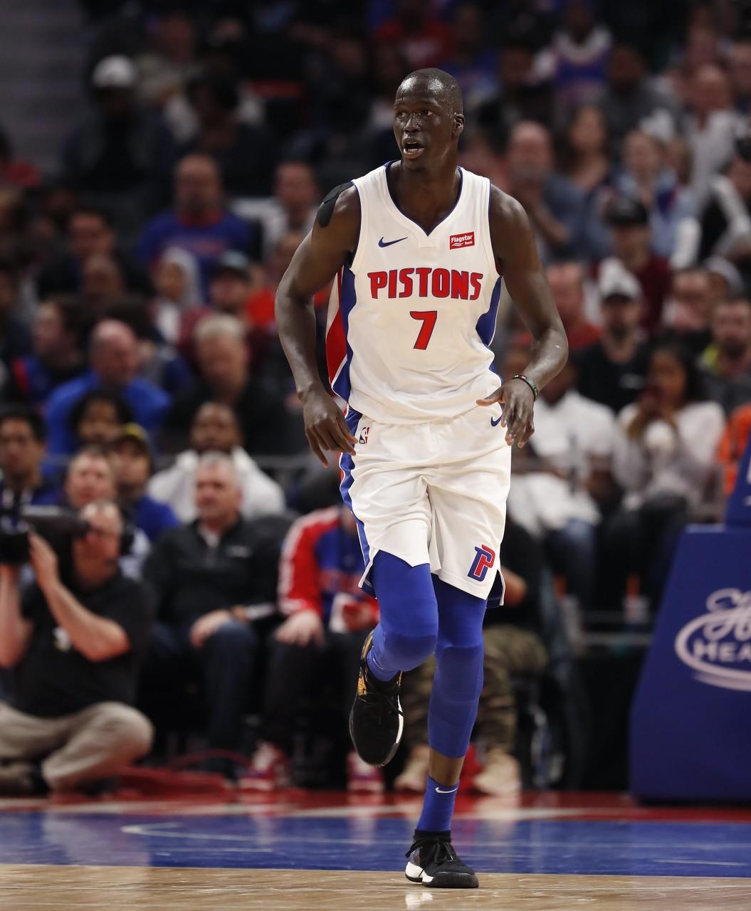 索恩梅克我们的防守不错但24次失误葬送了努力