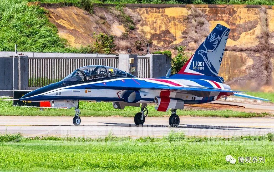 台湾战机坠毁飞行员死亡究竟发生了什么