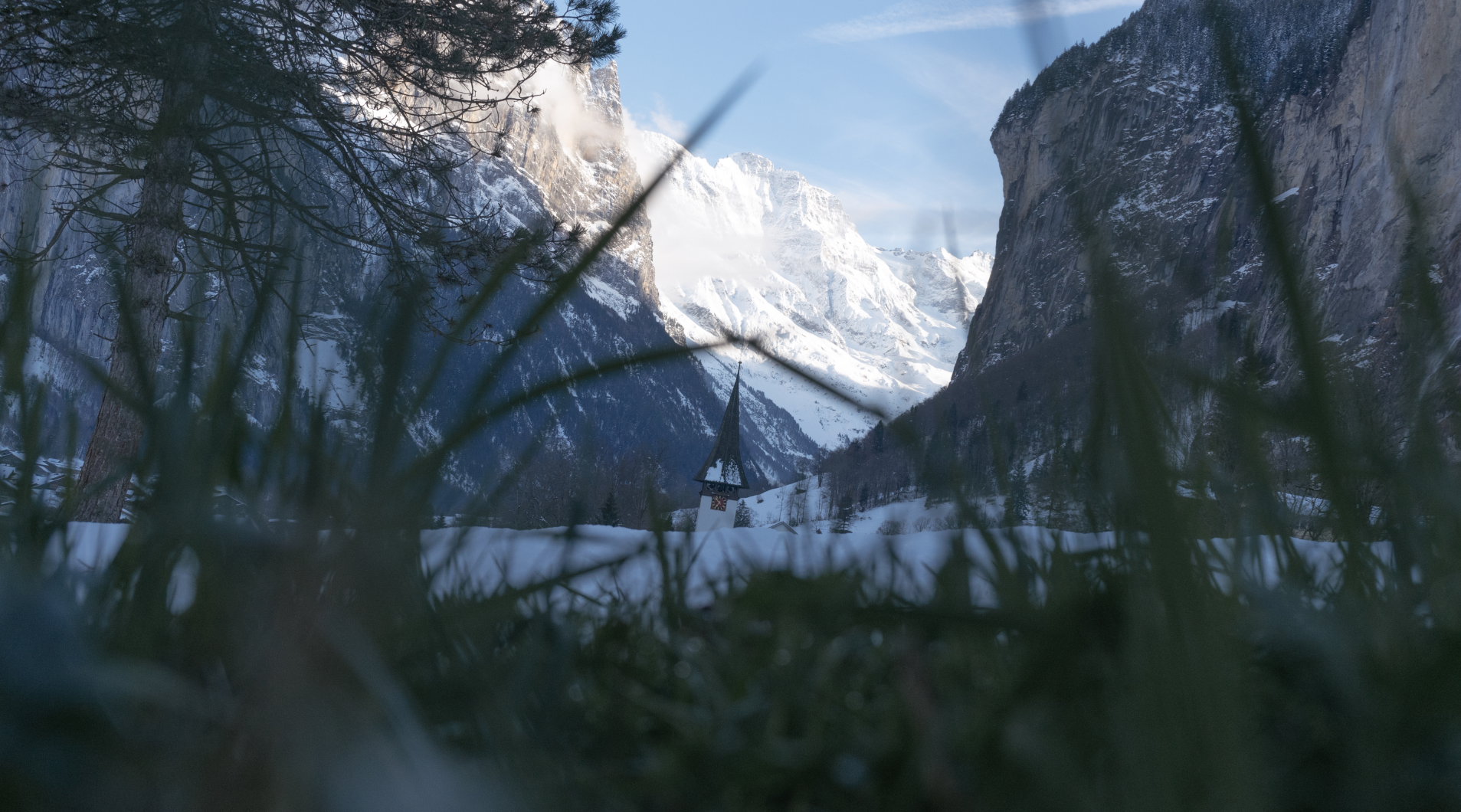 如何调出冷色系暗光风格的风光照片? - 知乎