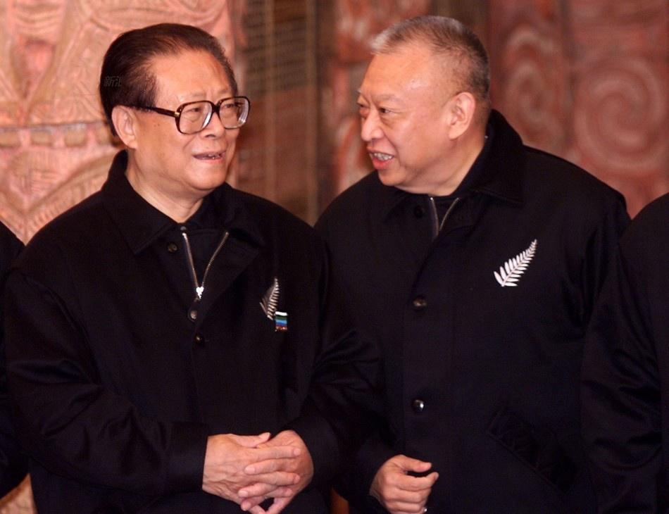 盘点历届APEC会议领导人“特色服装秀” - 知乎