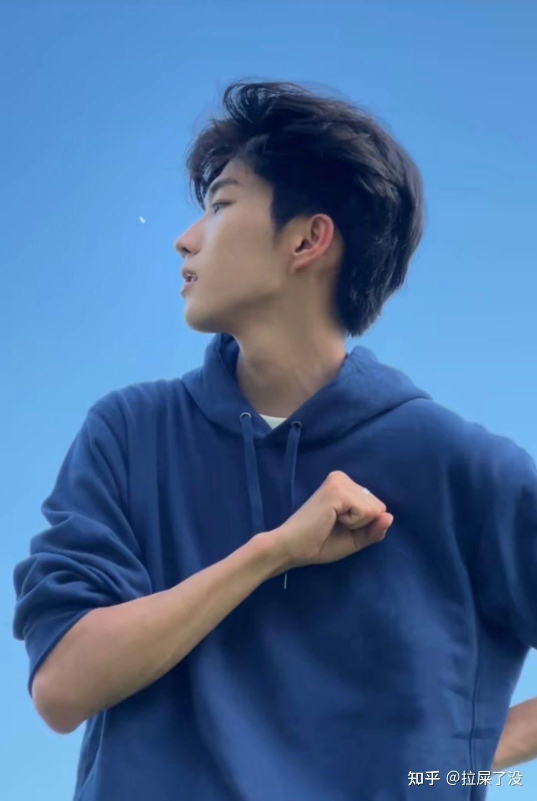 有人见过抖音帅哥长颈先生露脸吗