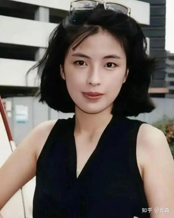 港媒曝张学友妻子投资失败输光20亿家产歌神为爱拼命