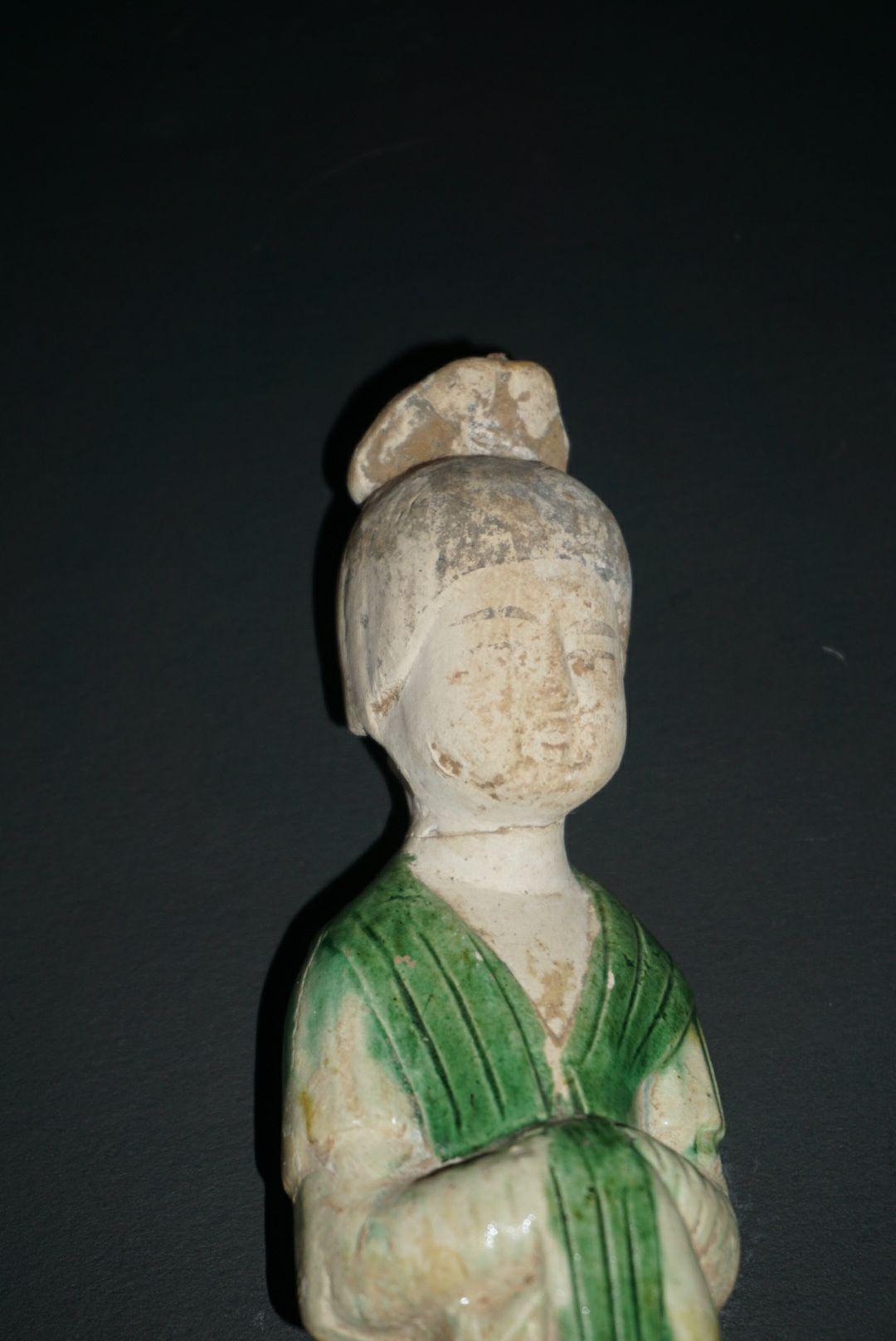 瓷器和陶俑收藏之四一对唐三彩仕女立俑A Pair of Tang Dynasty
