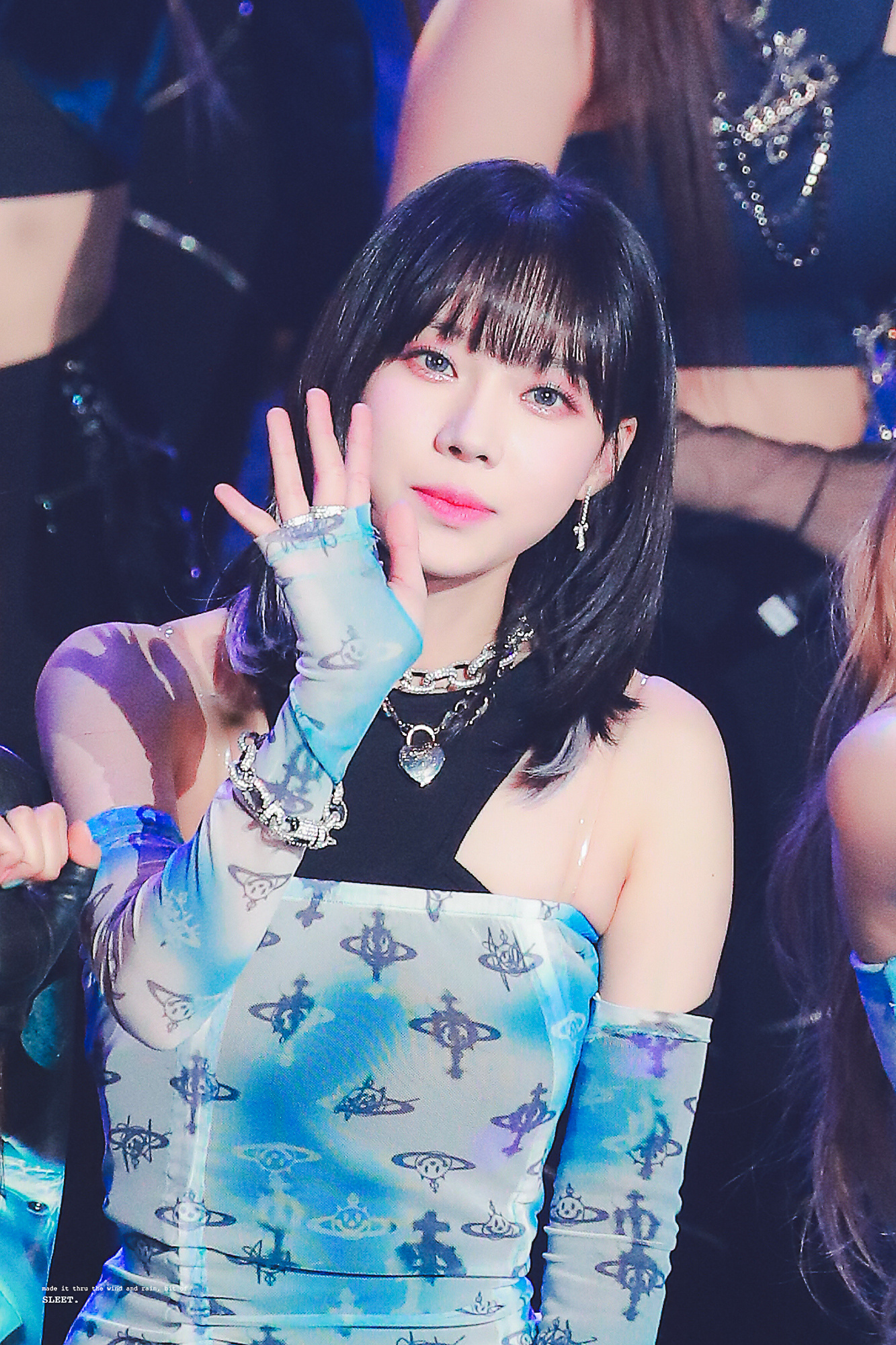 如何评价aespa成员winter(金玟庭)? - 知乎