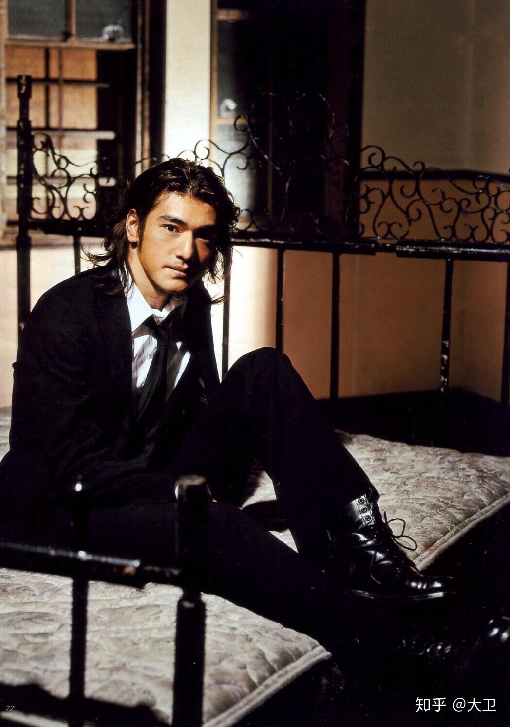 怎么评价喜欢你里金城武的西装