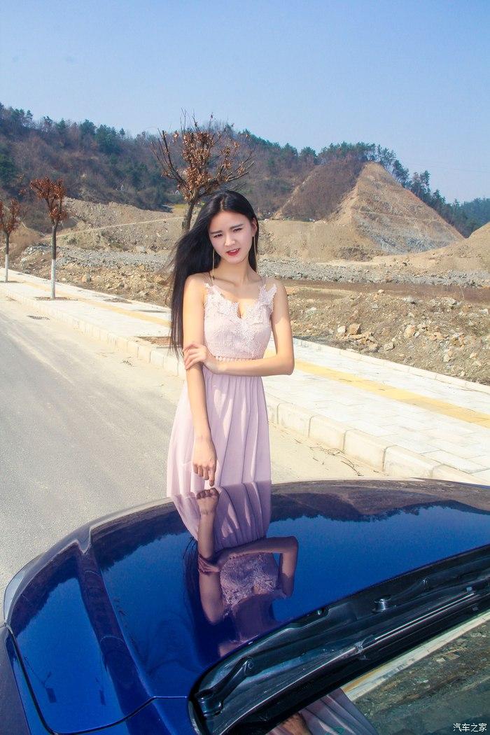 星越美女车模新年福利祝大家新年快乐我在十堰