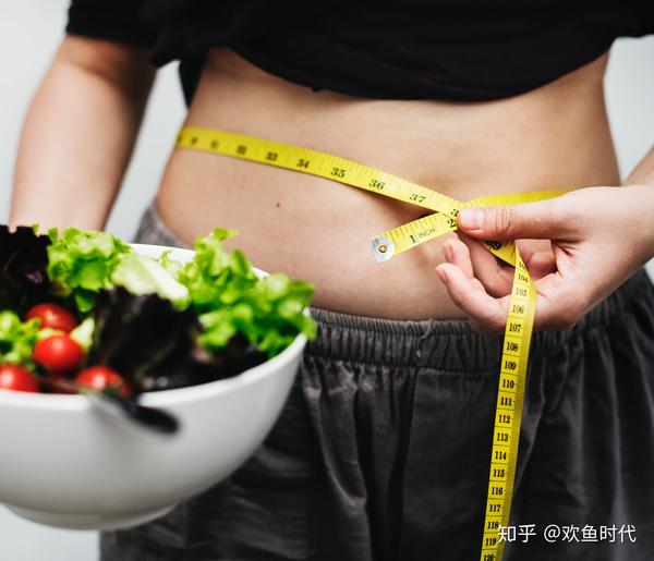 如何不运动就能减肥(减掉大肚子最快的方法)