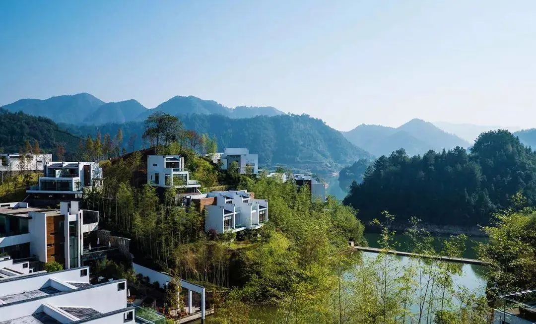 就代表了稀缺美好的自然资源 ,高品质度假服务黄山德懋堂黄山德懋堂