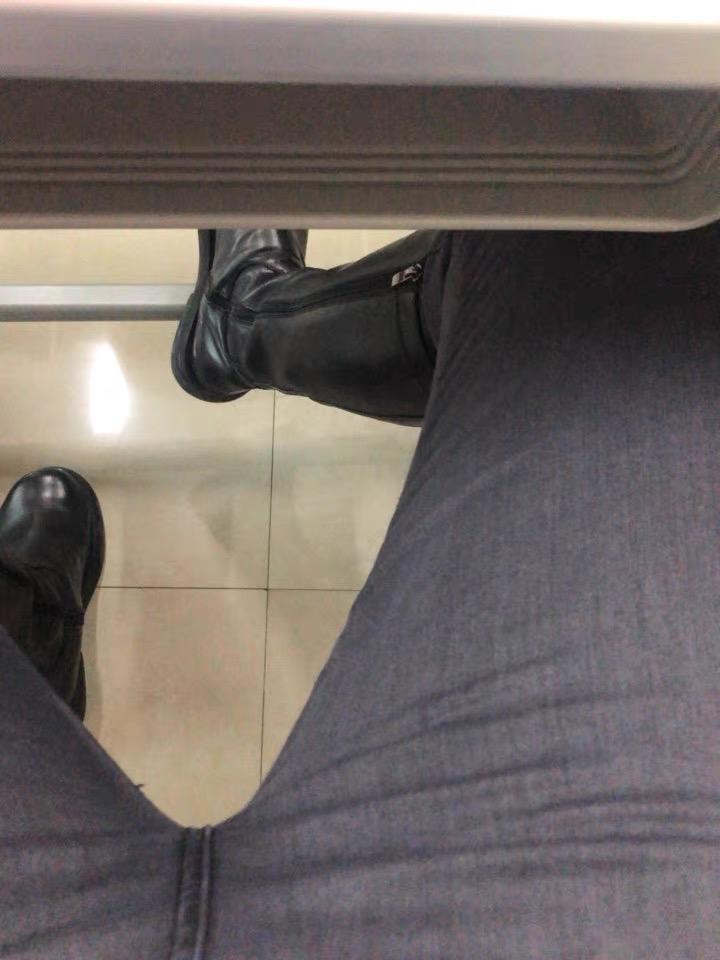 你们可以接受一个腿控男朋友让天天拍腿照吗? - 知乎