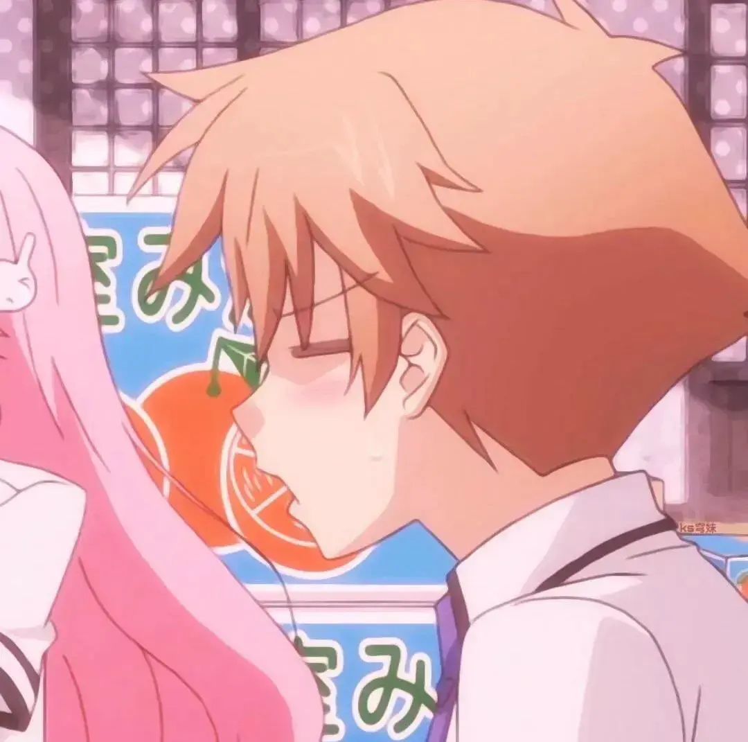 一些超级特别又好看的情侣头像,共190张-最好看的情侣头像动漫一人一半