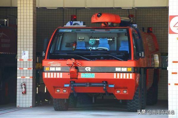 上世纪90年代第一代美洲豹机场消防车