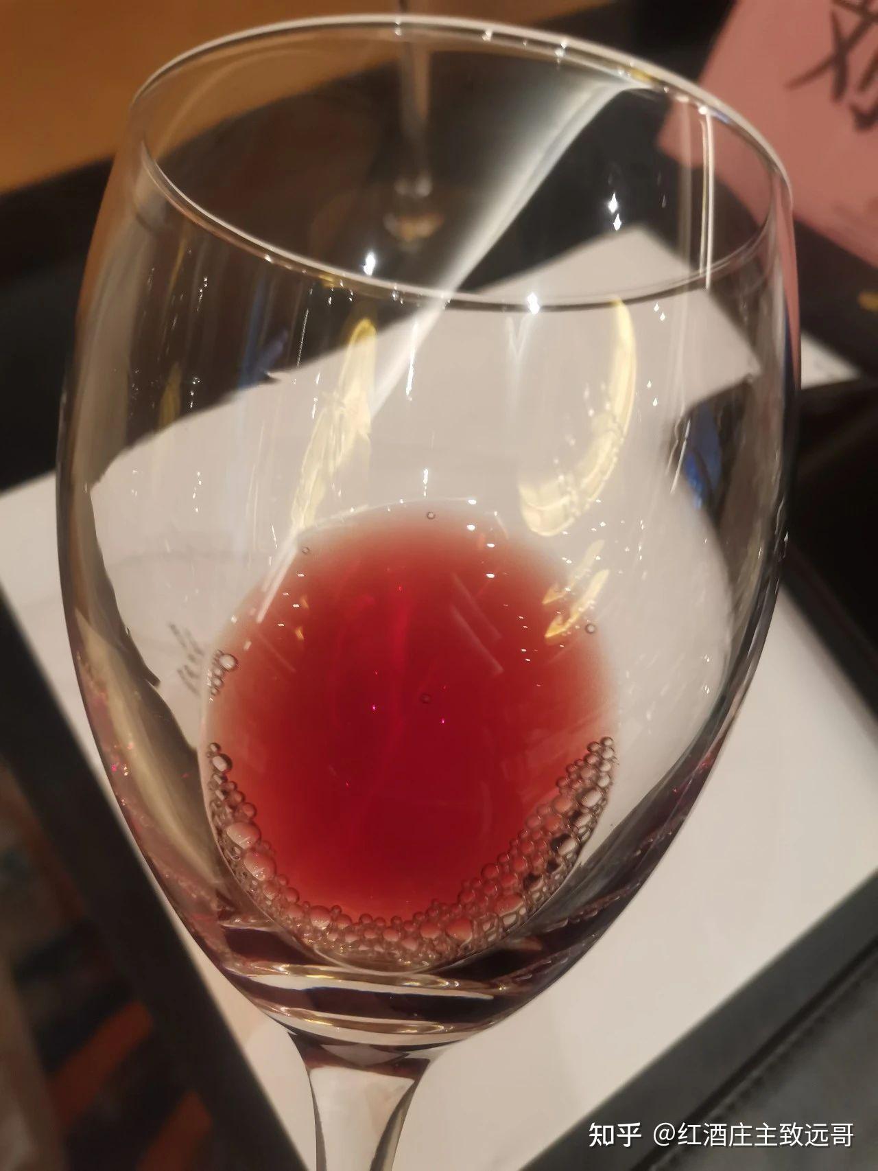 揭秘红酒醒酒:唤醒美酒灵魂的艺术 - 知乎