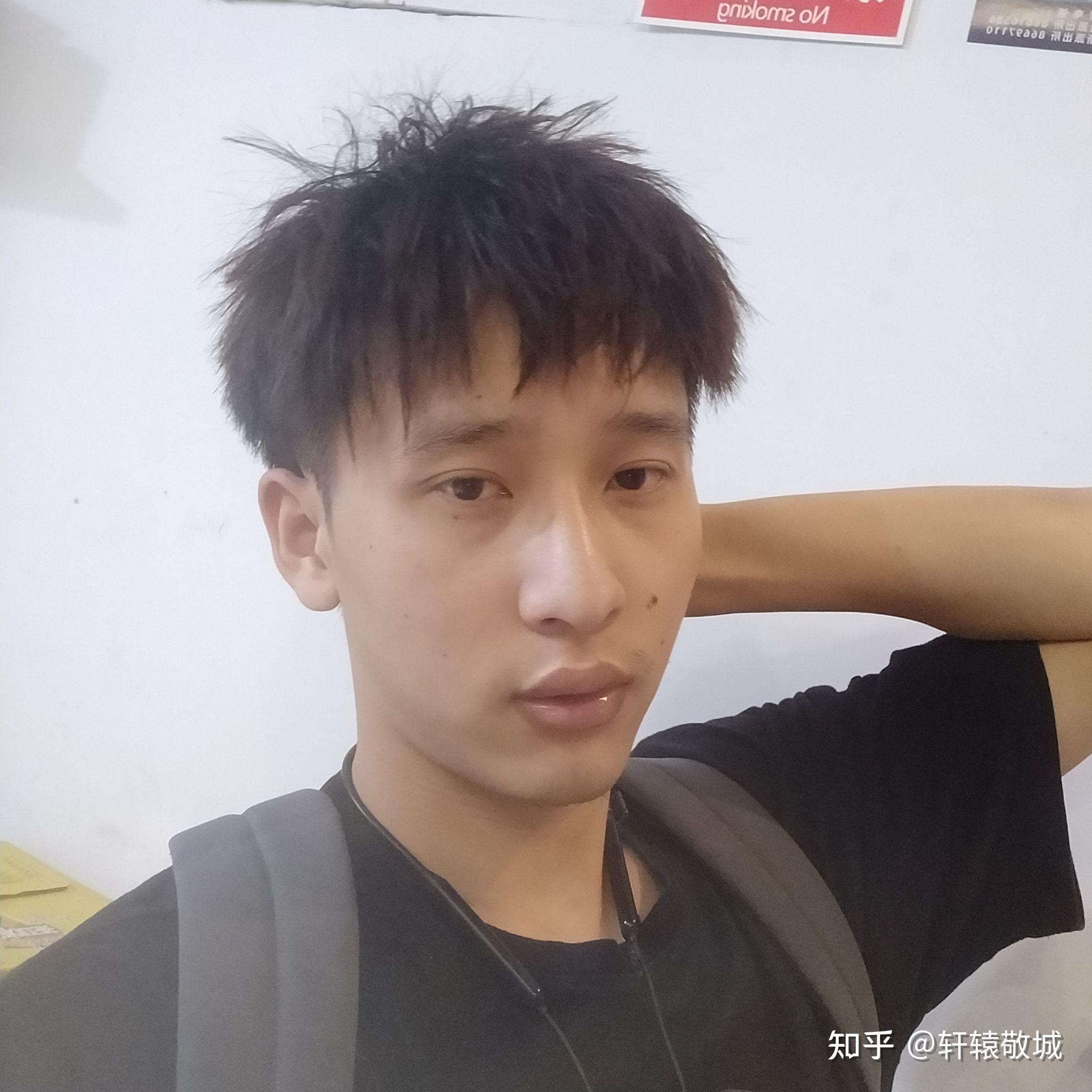 男生烫钢夹烫是什么样的体验