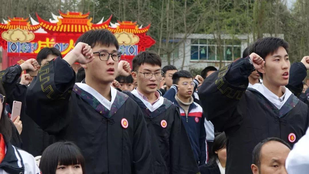 玉垒中学精品德育刷爆网络快来看看别人家学校的第二课堂