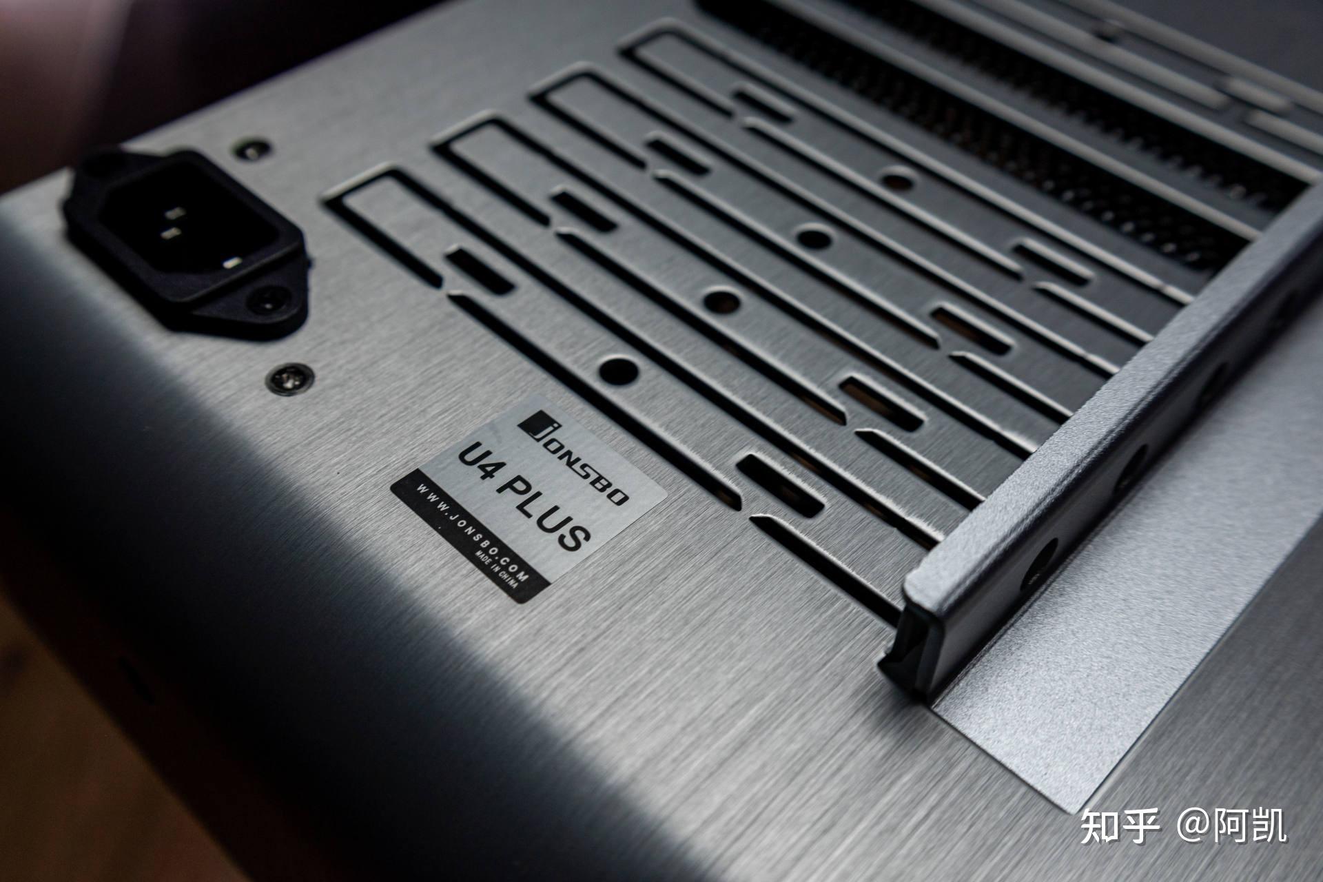 装机新手也能轻松玩转的机箱乔思伯u4plus