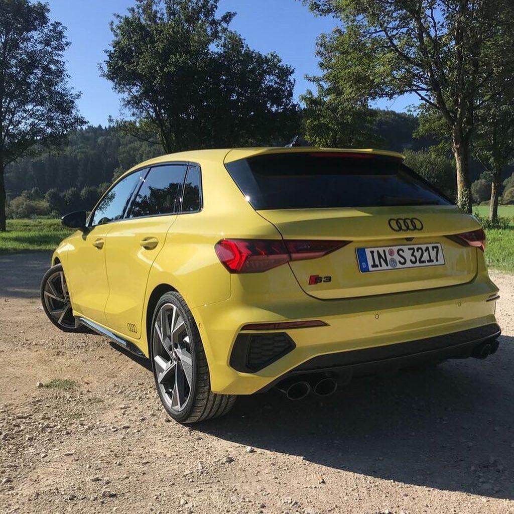 新款奥迪s3两厢版在外观方面,与普通版a3的外形差别不大.