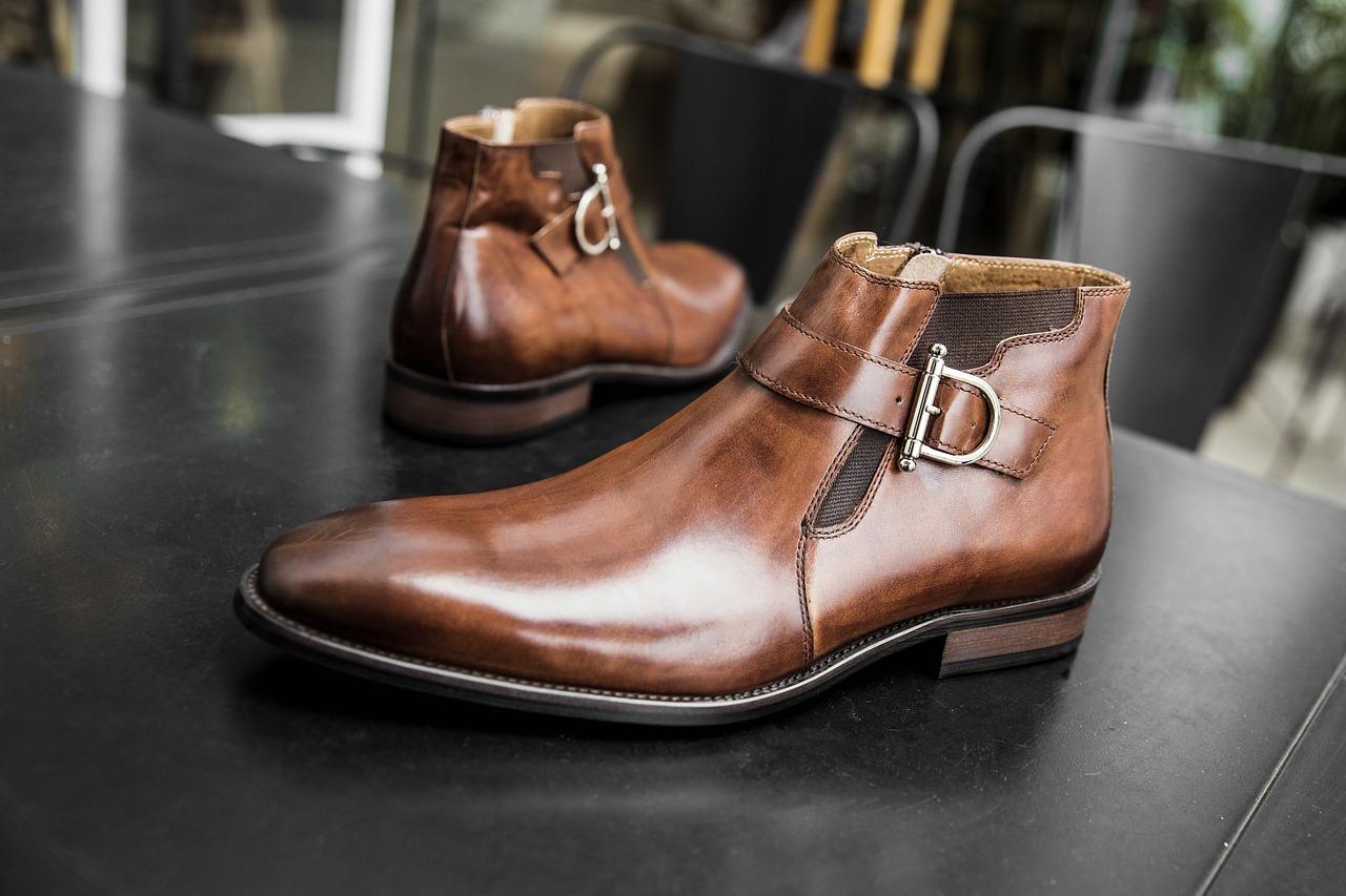 3. 休闲百搭休闲鞋