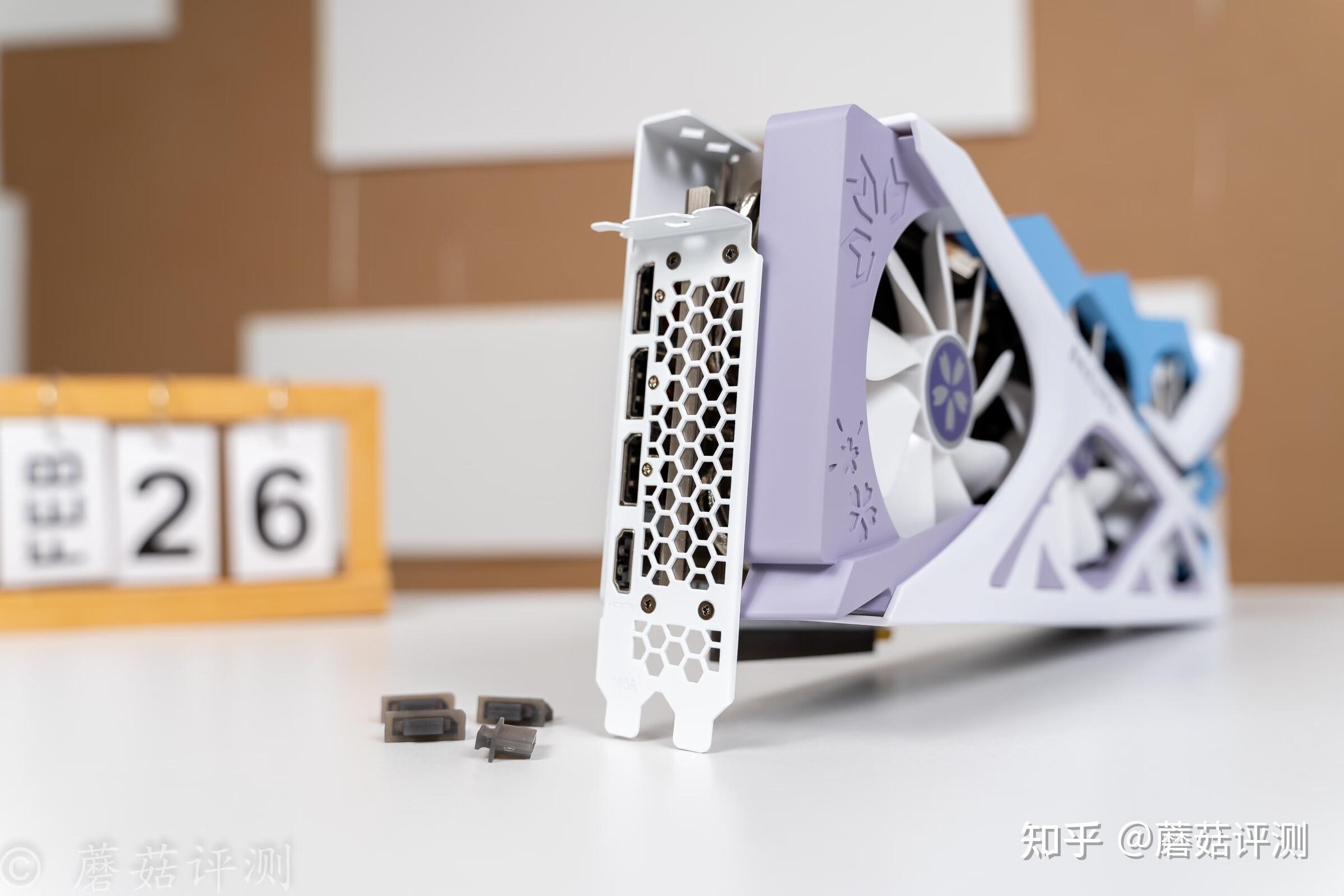 外觀精緻燈效漂亮散熱優秀盈通rtx4070ti櫻瞳花嫁顯卡評測