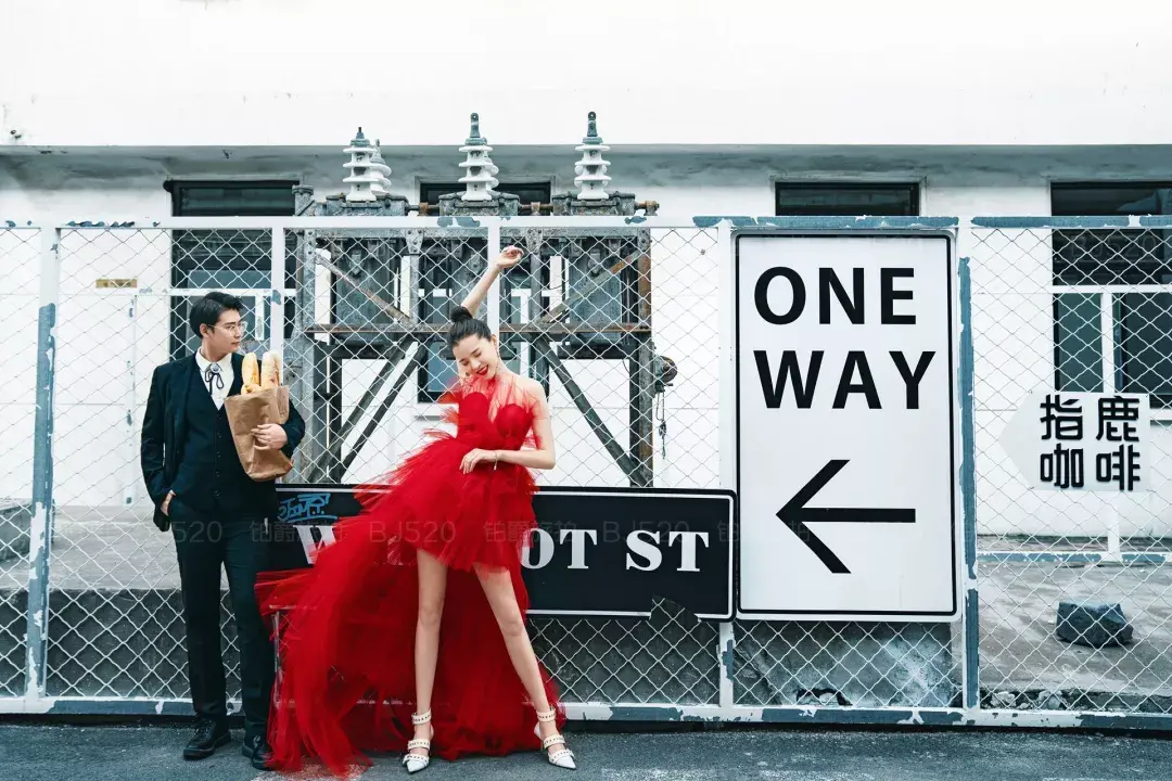 拍婚纱照,要提前多长时间预定呢?