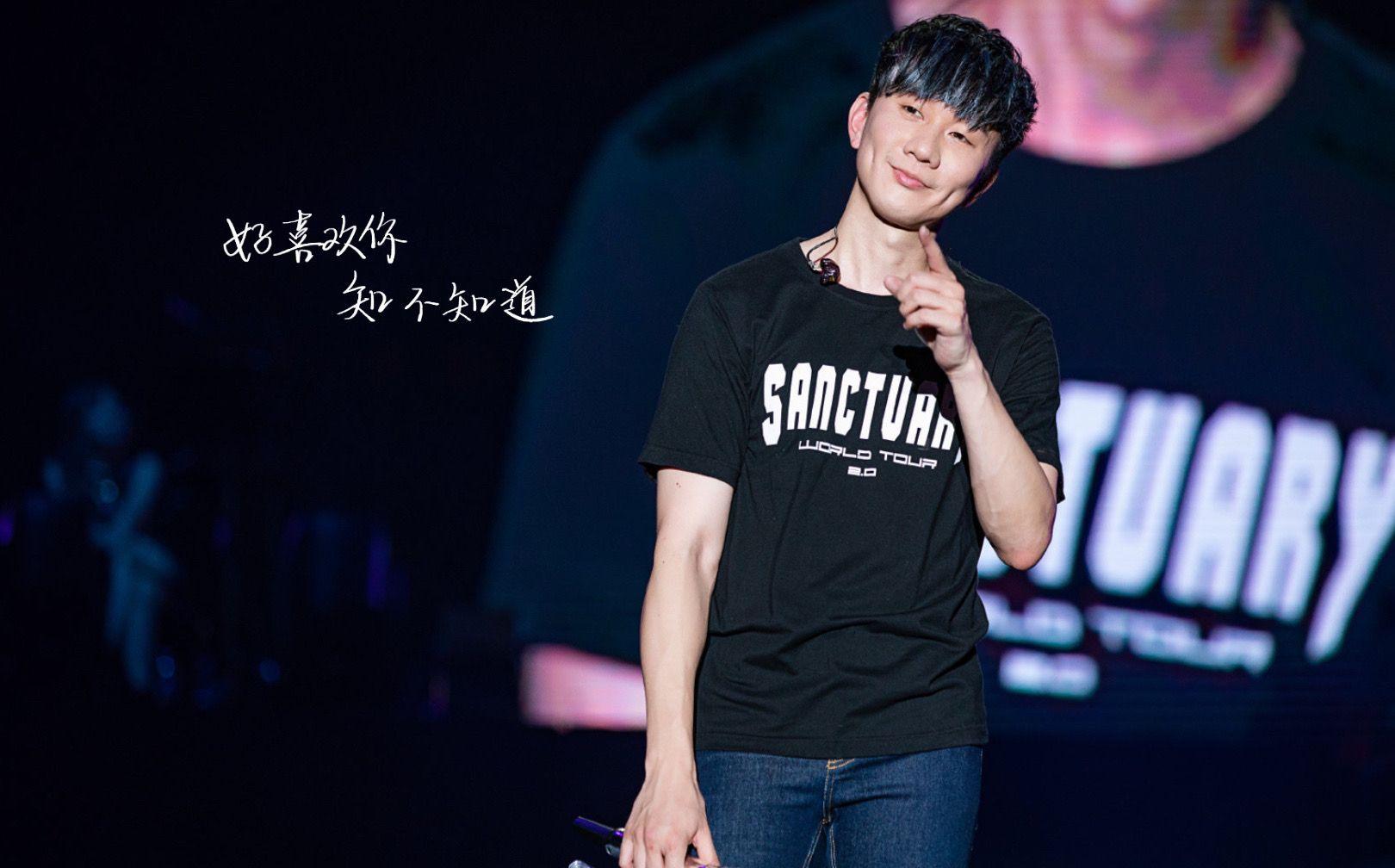 有没有懂哥解释下林俊杰是怎么把173的身高拍成180的