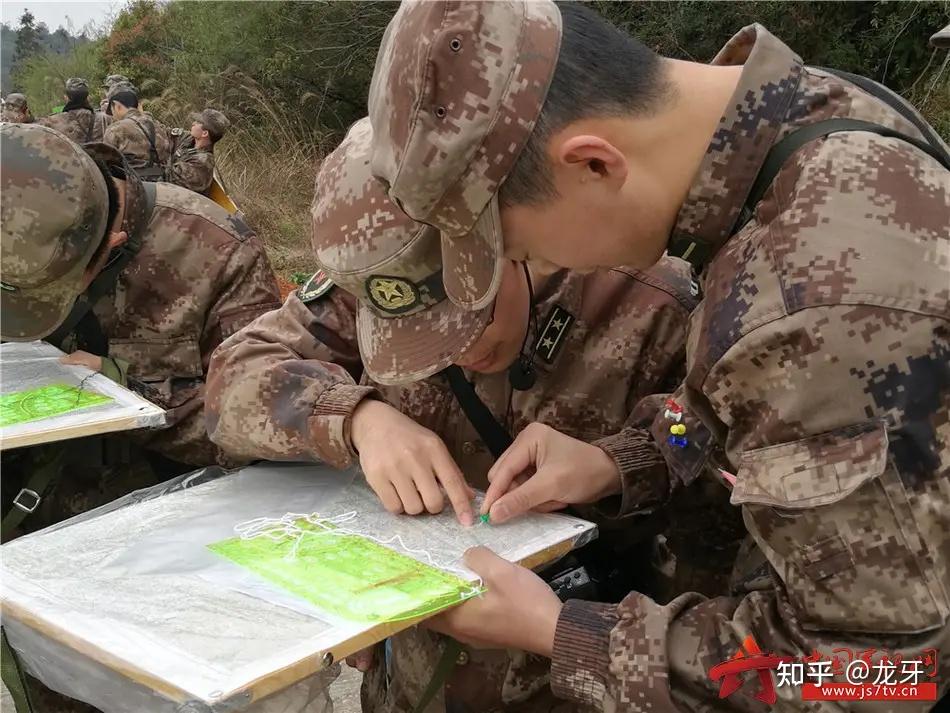 台当局将义务兵服役期从 4 个月延长至 1 年，如何评价这一政策？是否会提高台湾义务兵的素质？ - 知乎