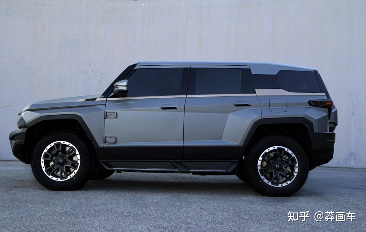 1000匹马力的国产硬派越野东风猛士mterrain实车亮相