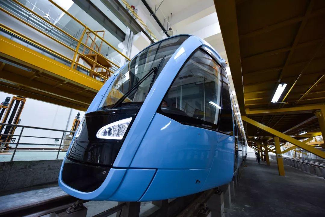 有轨电车蓉2号线首开段热滑完成离开通越来越近