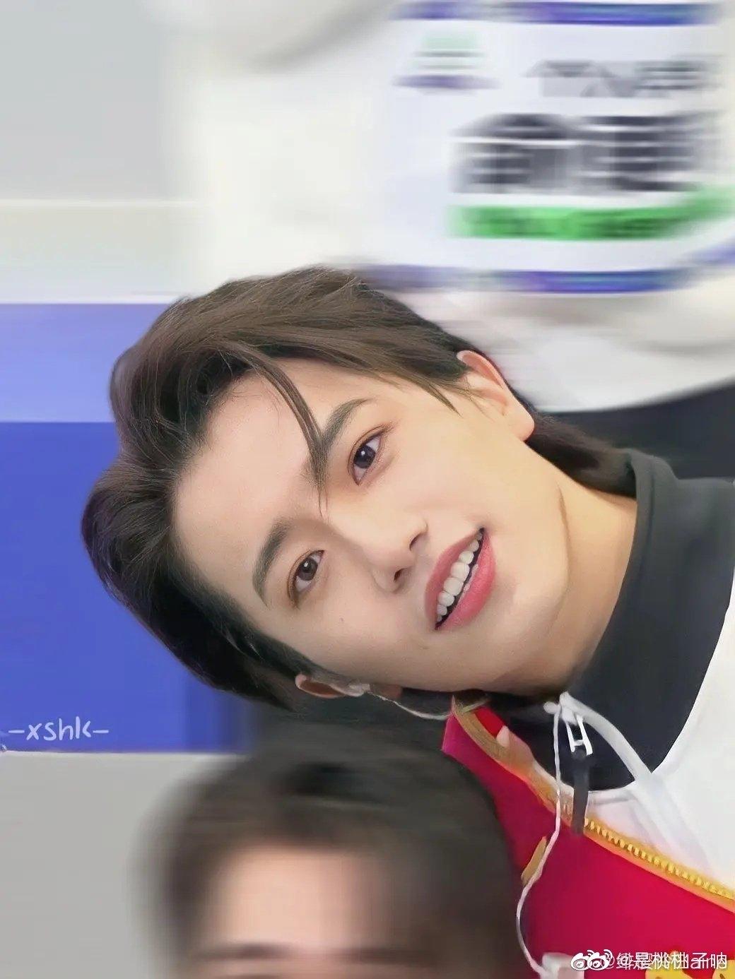 为什么伯远在青春有你1糊了却在创造营4火了