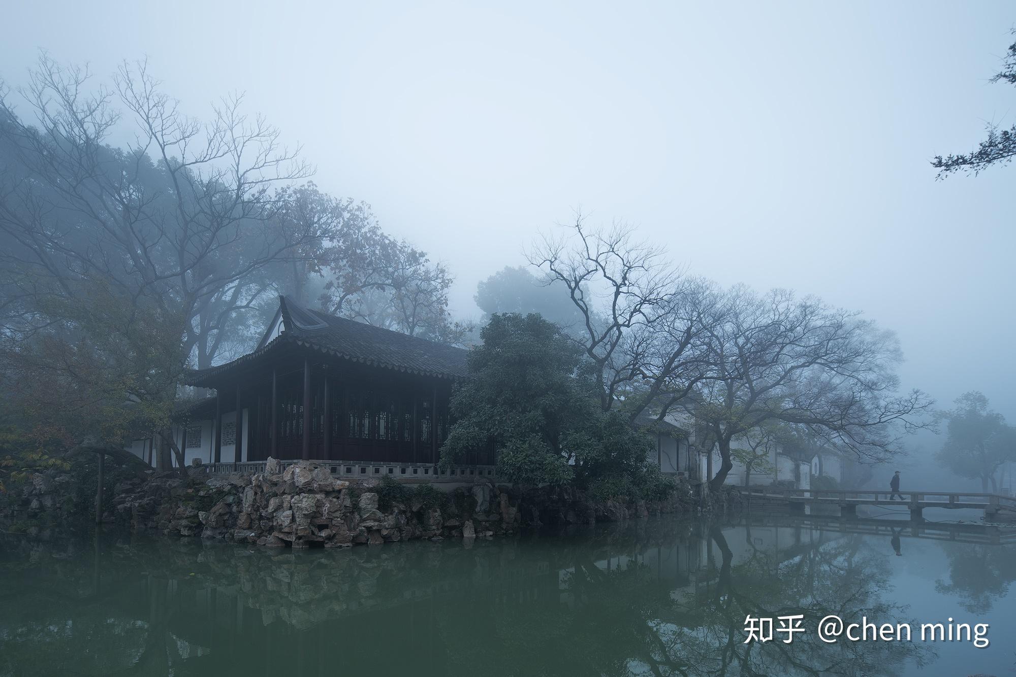 如果在苏州是一个暖冬,那么在十一月末会有大雾,很多人会认为这是雾霾