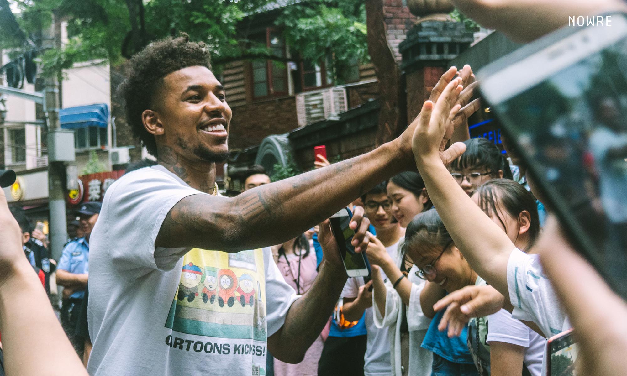 专访nickyoung我每天都会用自己的表情包