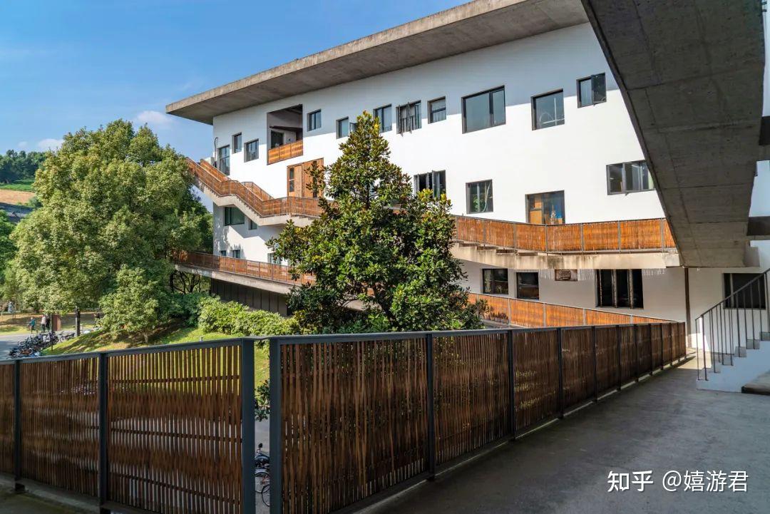 来转塘一起逛展吧!