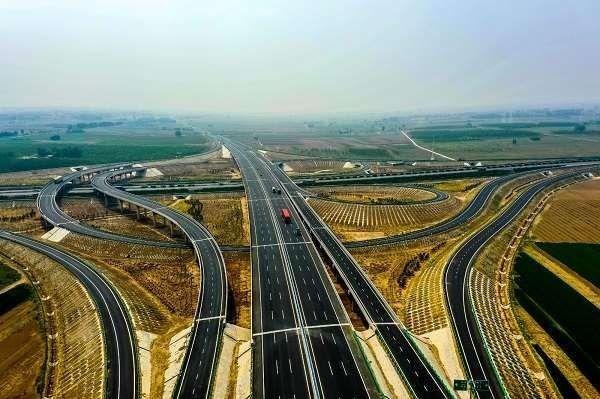 津石高速公路工程荣获河北省建筑行业工程质量最高荣誉奖