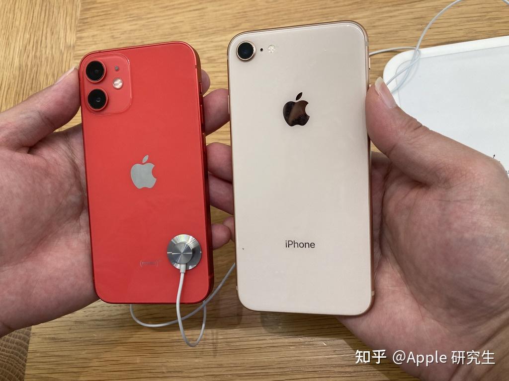iphone12mini和iphonese2怎么选