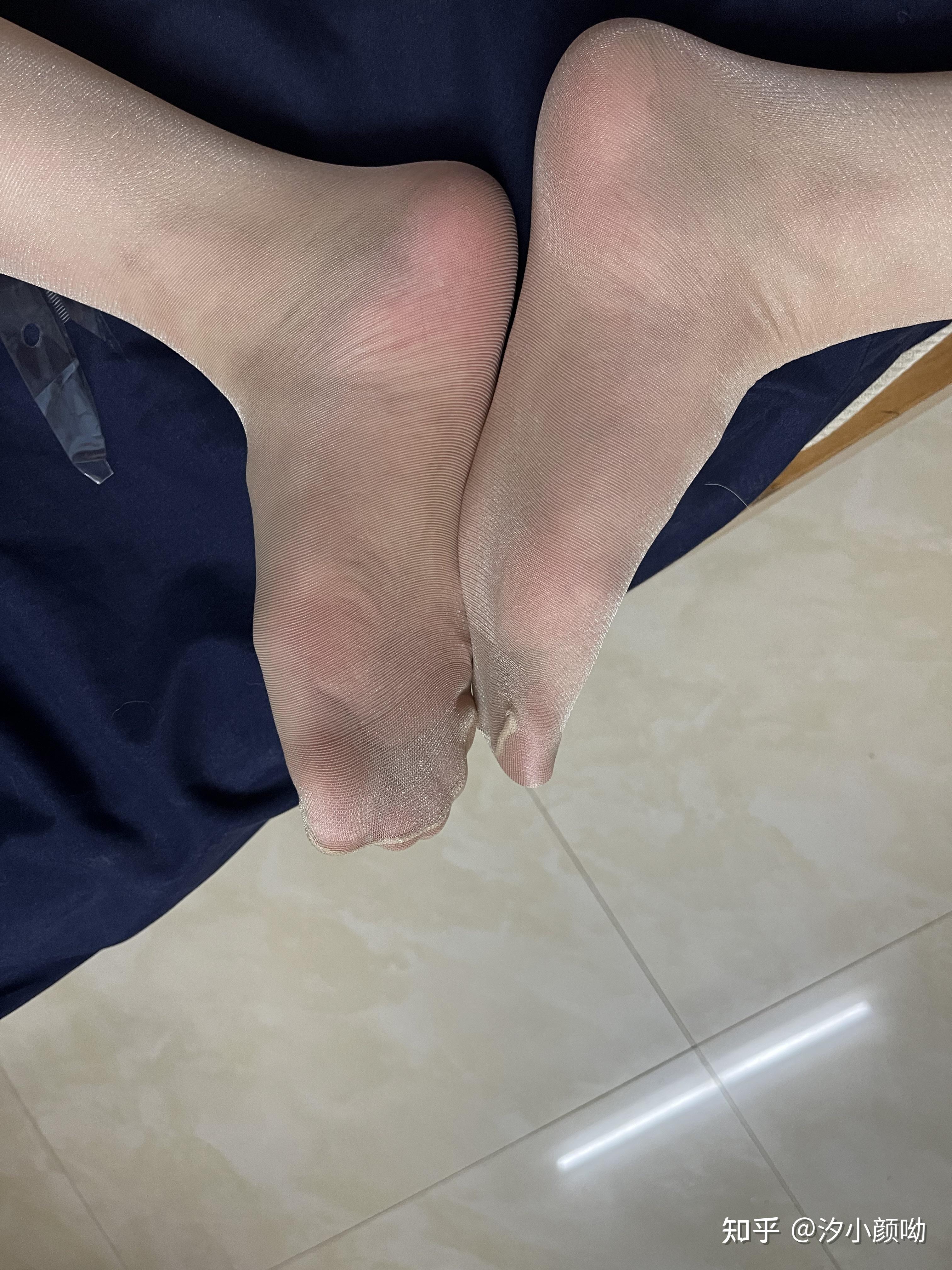 为什么女生脚这么臭? - 知乎