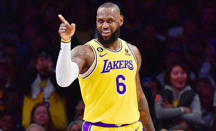 nba廉颇39岁篮球高龄詹姆斯打出超一线数据季中赛返老还童