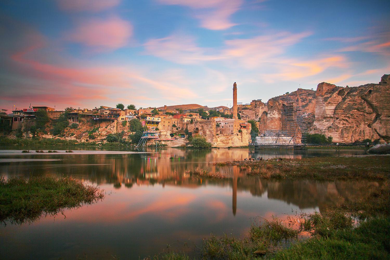 在土耳其和叙利亚边境看底格里斯河蔓延