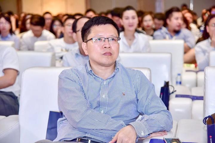 U学员丨UBI DBA 16班 杨东 新经济时代浪潮中的“领航者” - 知乎