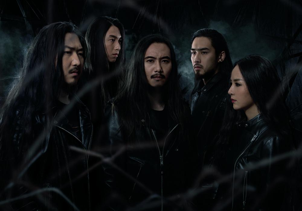 裂缝不仅要带着我们踏入地狱还要用"血液点燃愤怒",让"一切化为灰烬"