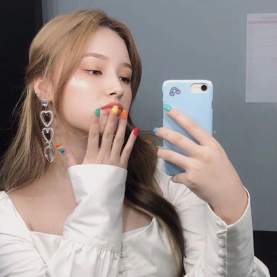 头像momolandnancy合集