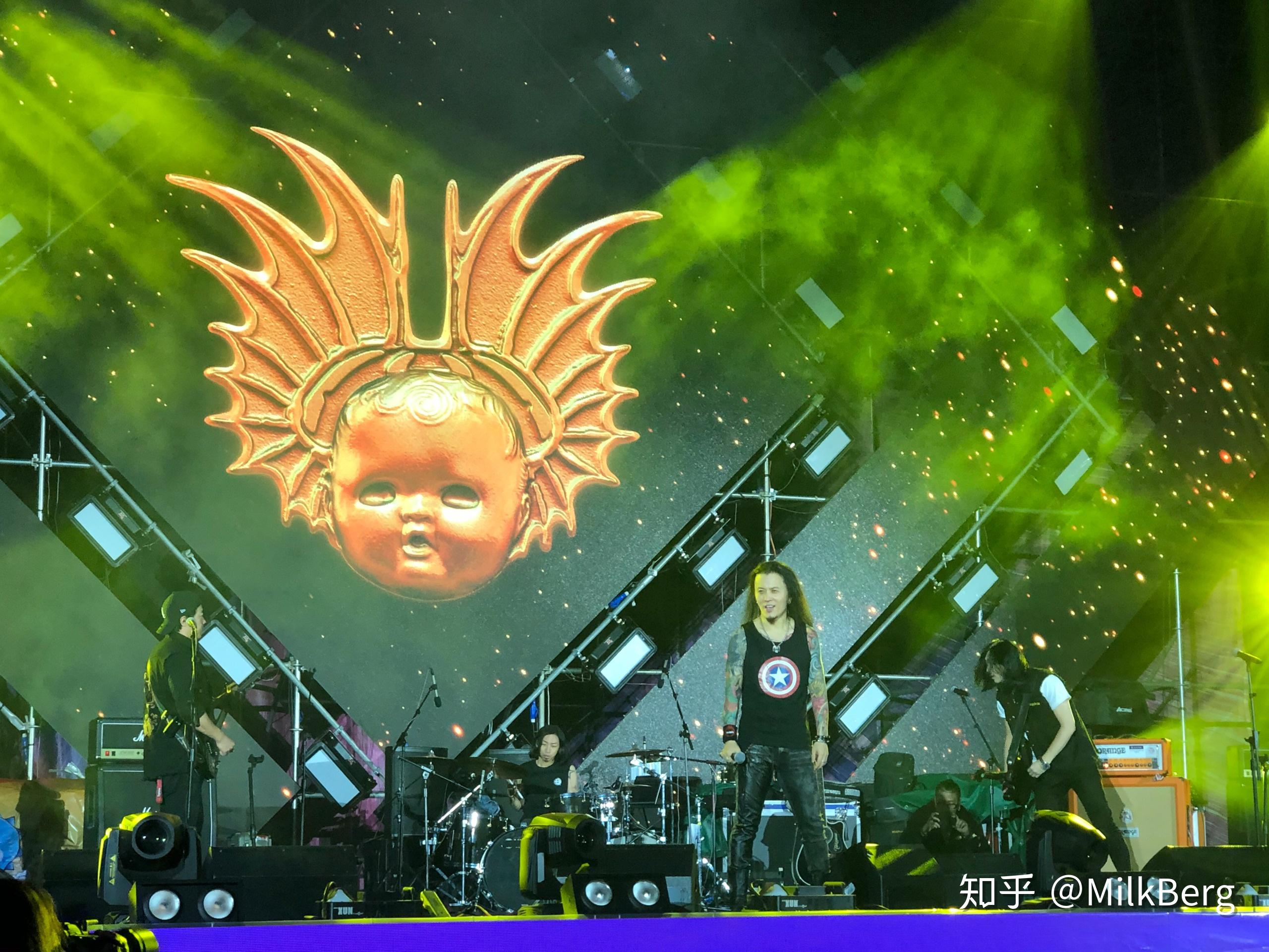 如何评价面孔乐队的主唱陈辉