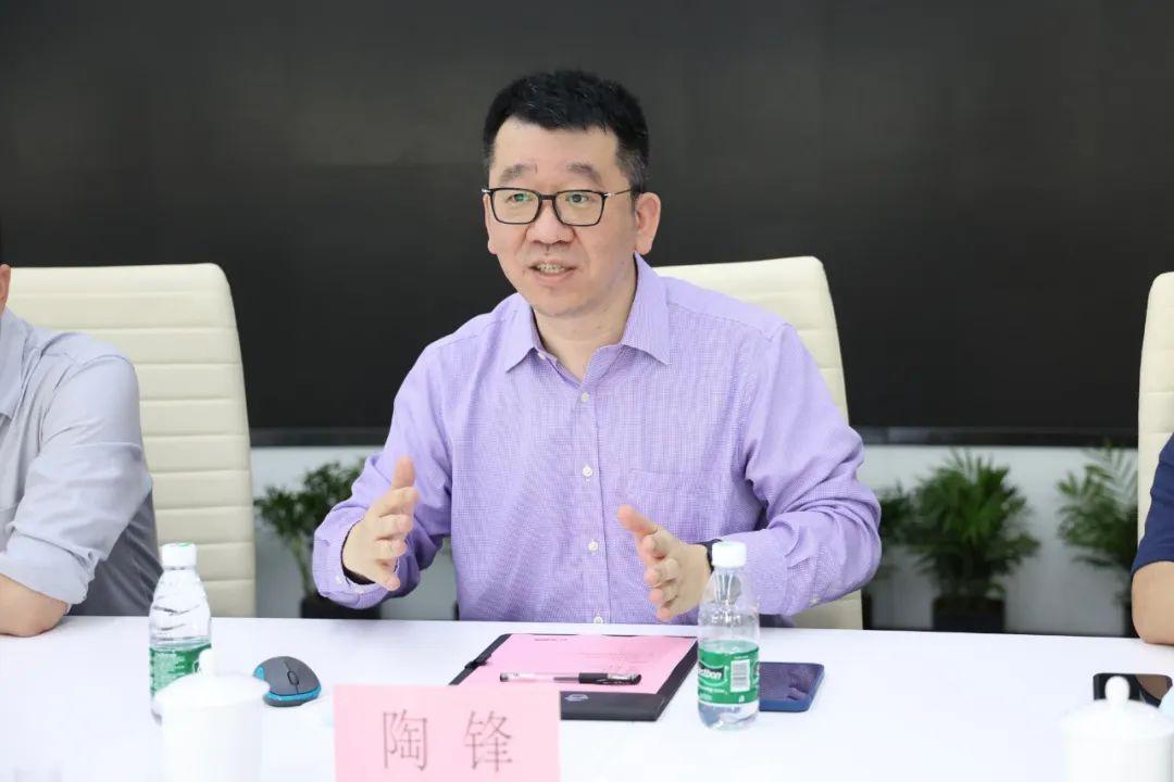 中建集团项目履约管理部副总经理杨庭友赴中建电商调研