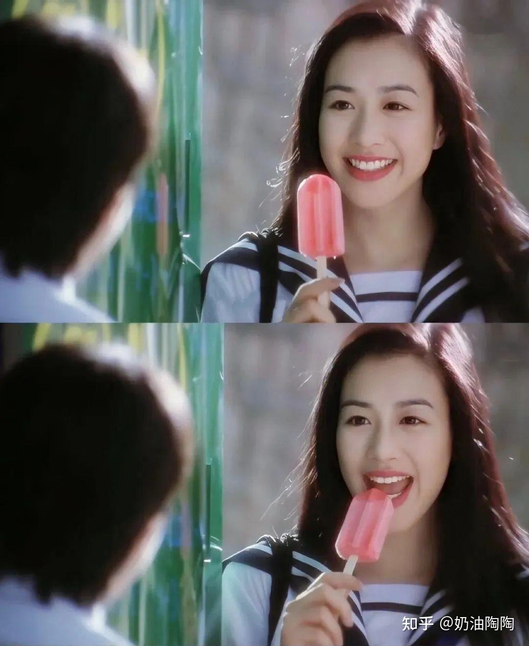 钟丽缇女儿考拉14岁近照曝光化浓妆穿抹胸裙成熟漂亮不输妈妈