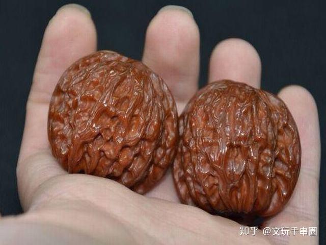 文玩堂：驢打滾の「獅子頭」胡桃（無修稀少品种） 33种文玩狮子头核桃种类图鉴_河北