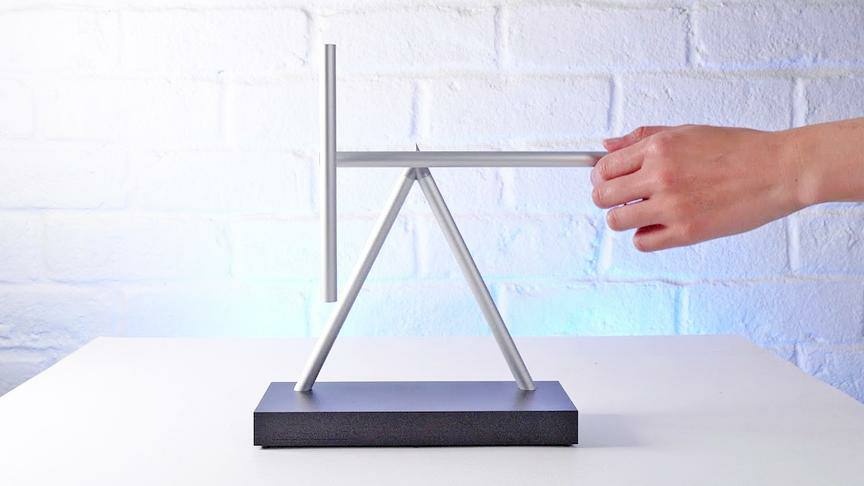 混沌摆是什么原理用手轻轻碰触摆杆有趣的科学现象发生了