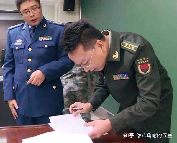 为什么要研制21式作业服？21式作训服有什么特色？ - 知乎