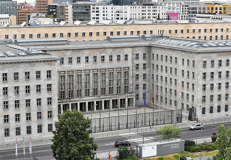 纳粹德国的建筑风格是什么样的? - 知乎