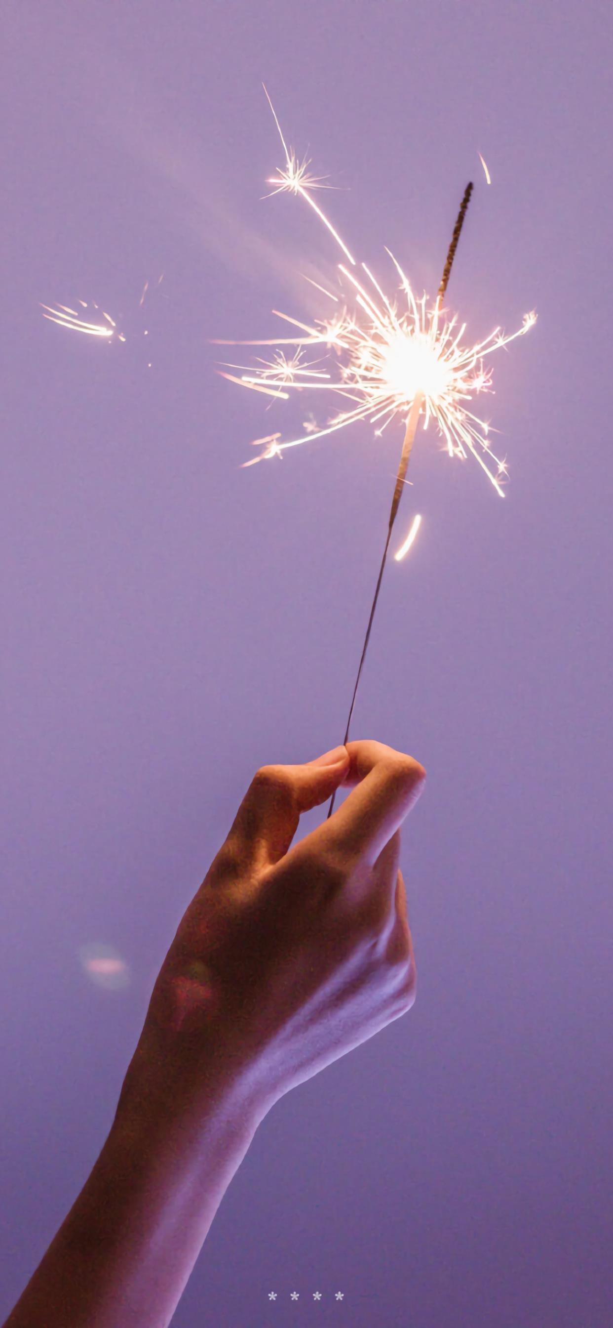 有什么blingbling的紫色系的壁纸吗? - 知乎