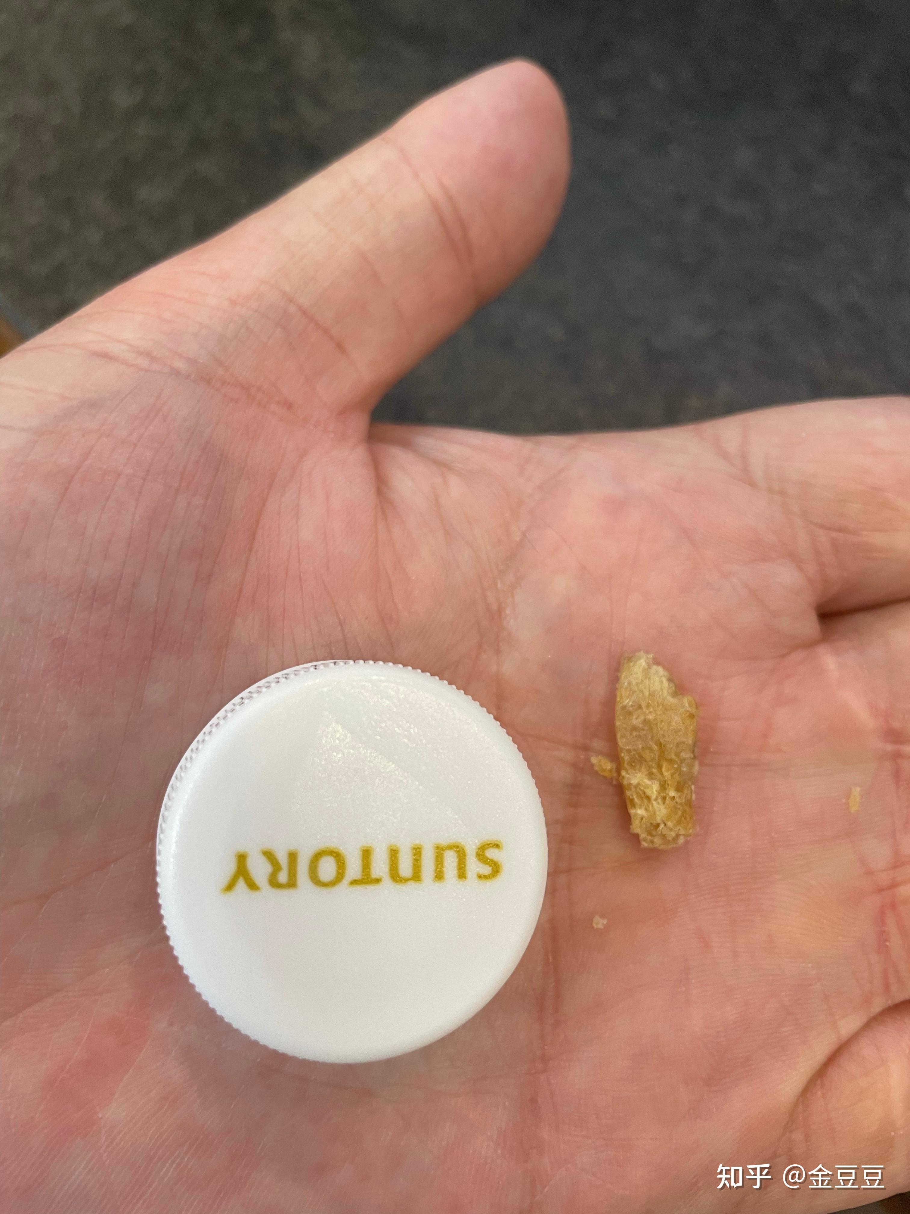 你们掏出来的耳屎有多大? - 知乎