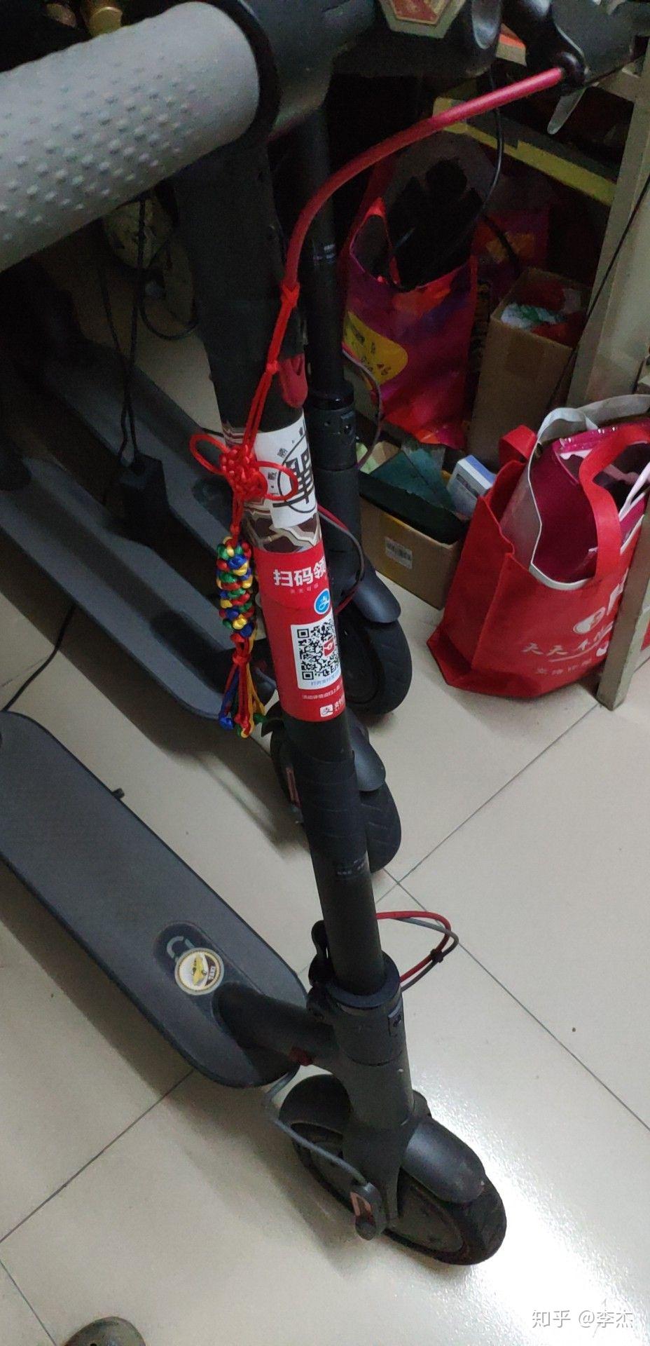 小米代步车骑久了一直按着油门的右手会痛!请